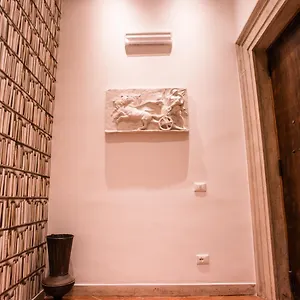 בית הארחה Flowers Apartments **
