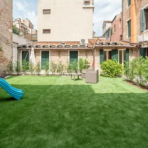Corte Dei Santi Italië